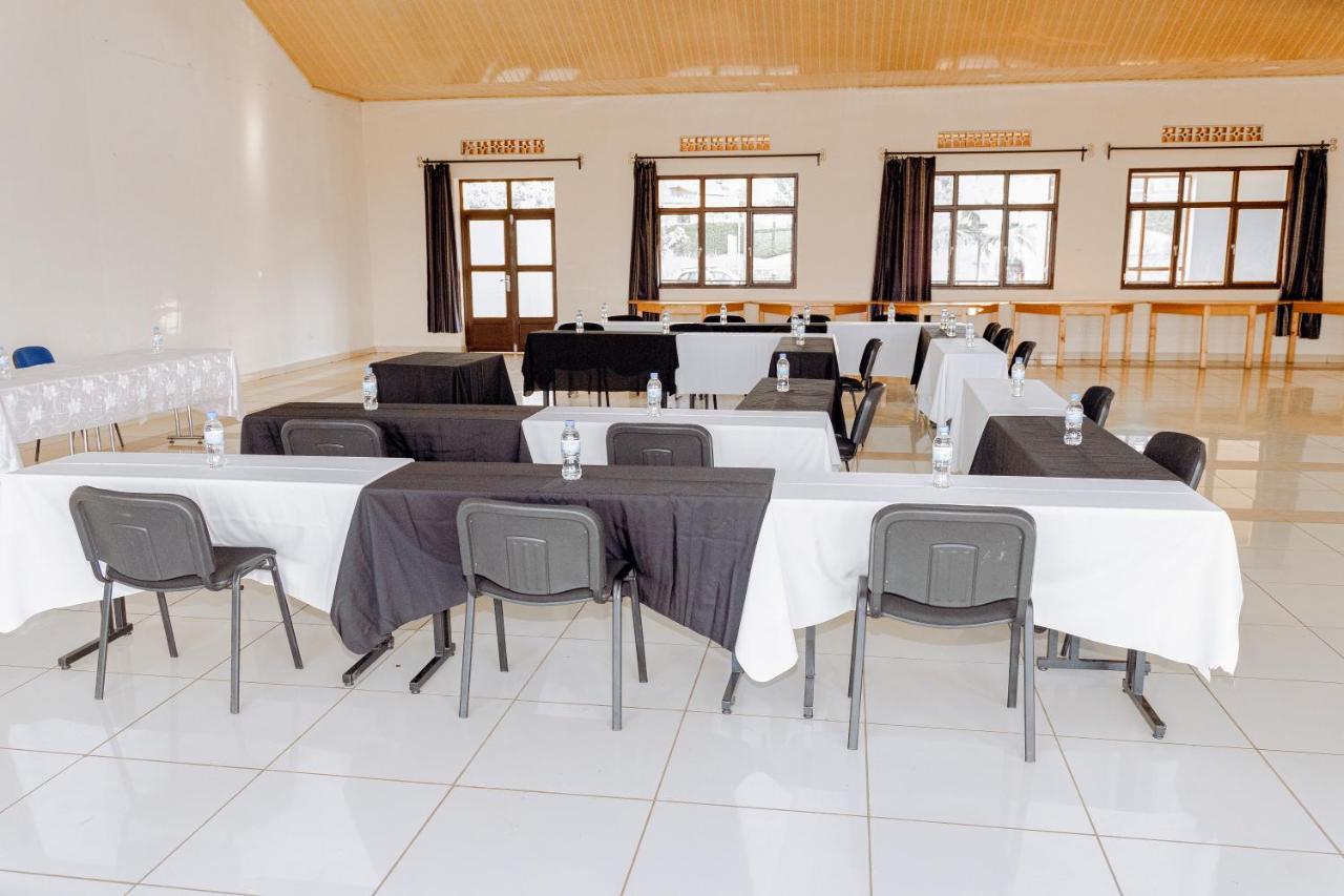 Centre Saint Vincent Pallotti Kigali Luaran gambar