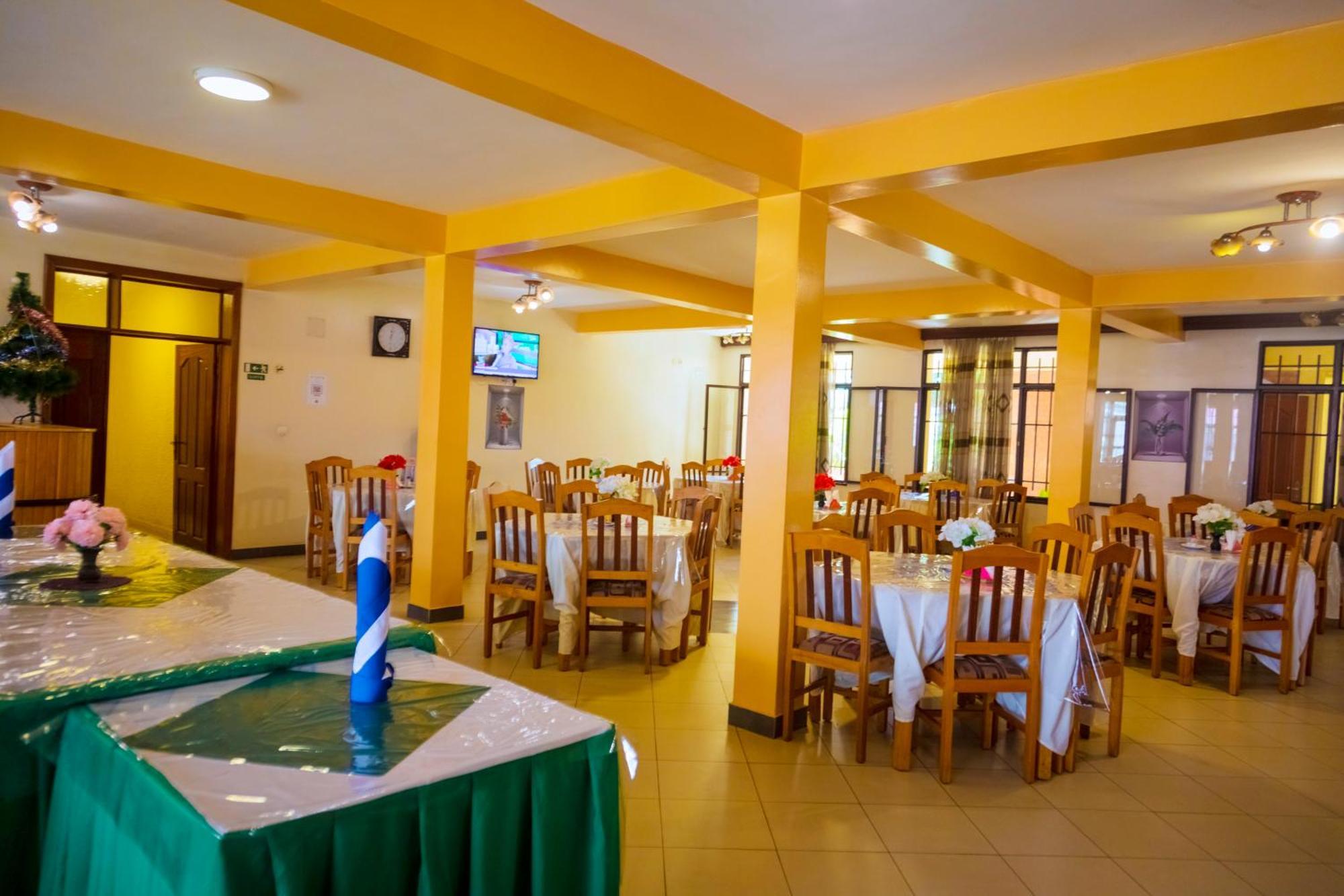Centre Saint Vincent Pallotti Kigali Luaran gambar