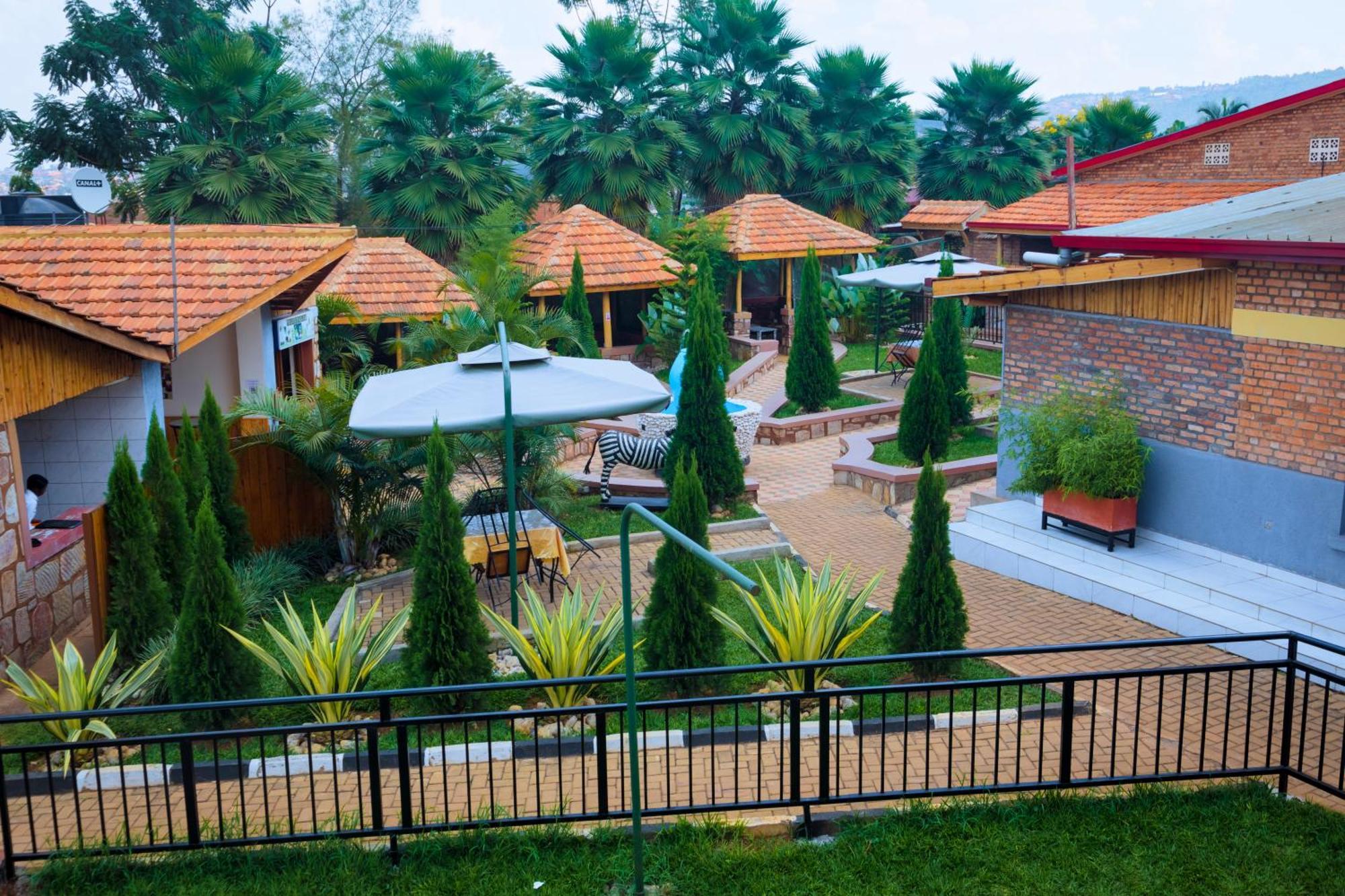 Centre Saint Vincent Pallotti Kigali Luaran gambar