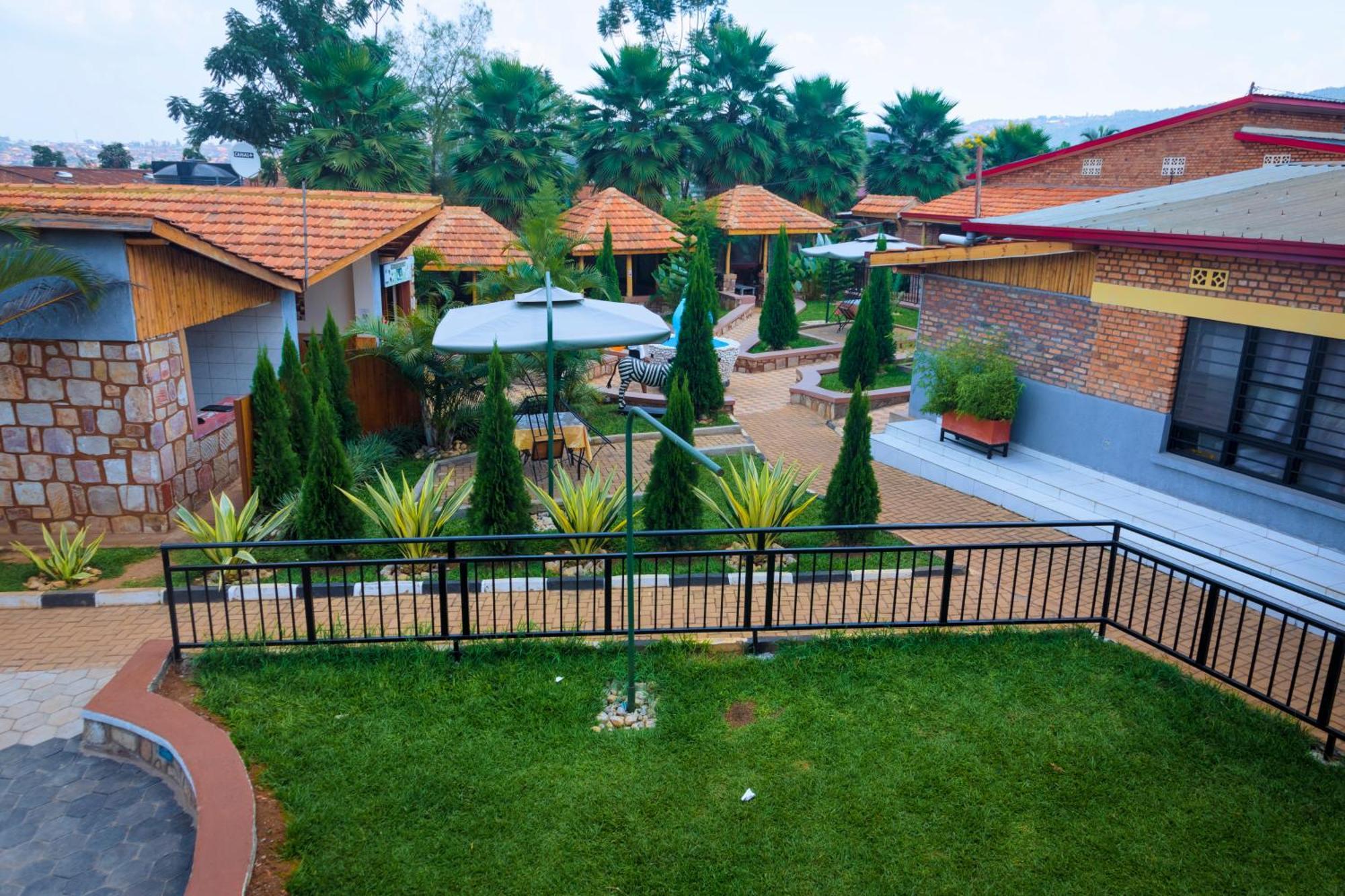 Centre Saint Vincent Pallotti Kigali Luaran gambar